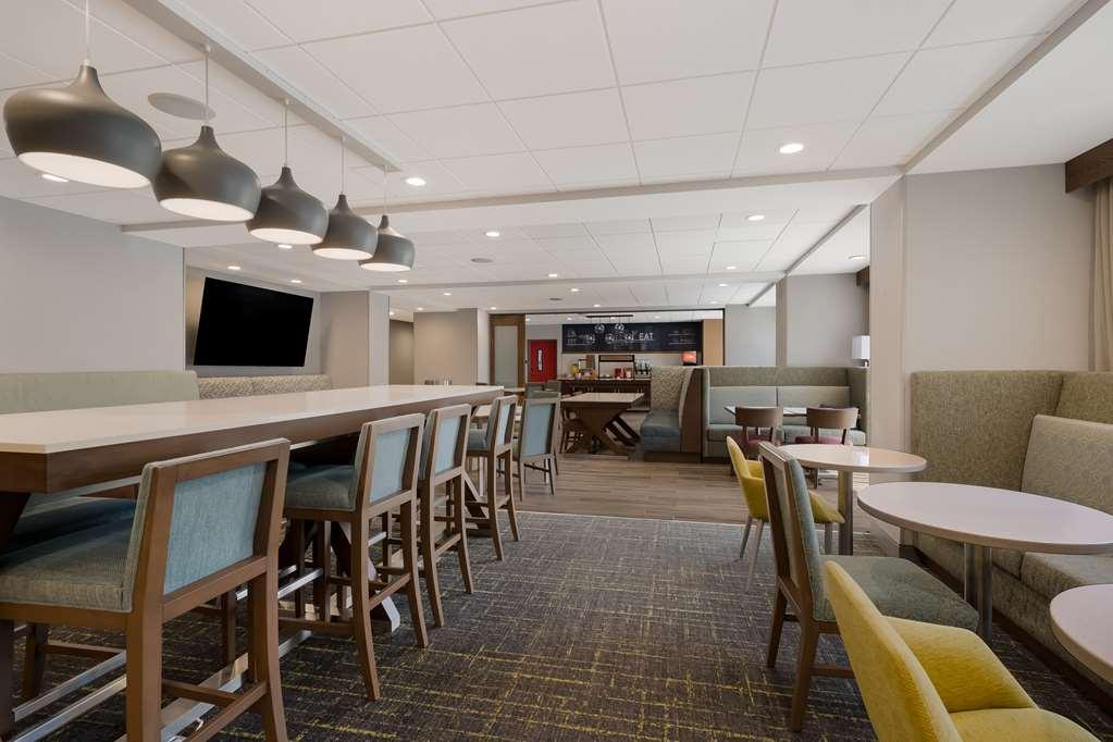 Hampton Inn By Hilton Detroit Southfield Restaurant foto